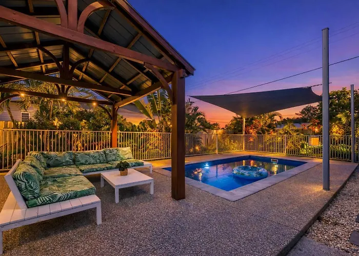 West End Townsville, Pet Friendly Pool House