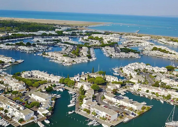 La Marina Du Port - Port Camargue- Grau Du Roi