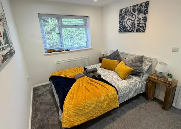 Stylish Charming London Flat Ruislip -Free Parking