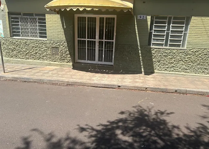 Suíte 02 no centro da cidade