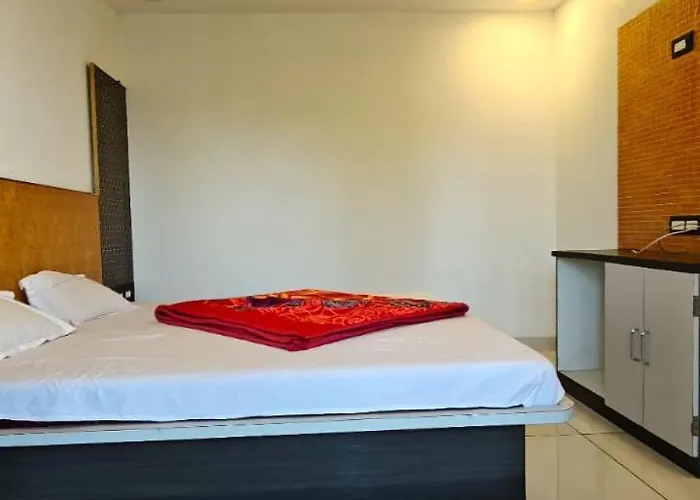 Hotel Prathamesh
