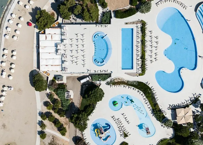 Zaton Holiday Resort Premium Glamping Villas