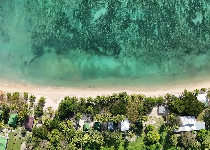 White Sandy Beach Dive Resort
