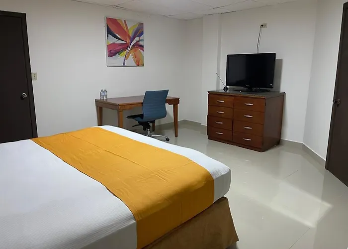 Hotel Frontera Baja