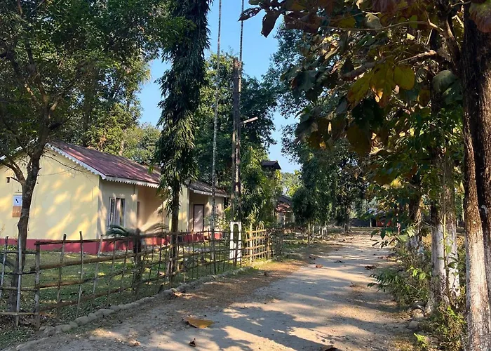 Gorumara Jungle Resort