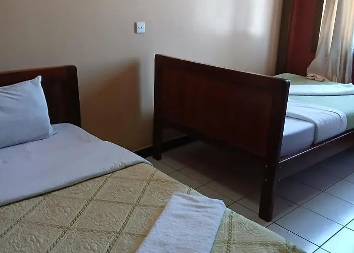 Sirgoi Travellers Hotel