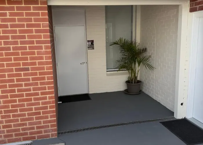 The Riverbank Suites, Central, New, Facilities