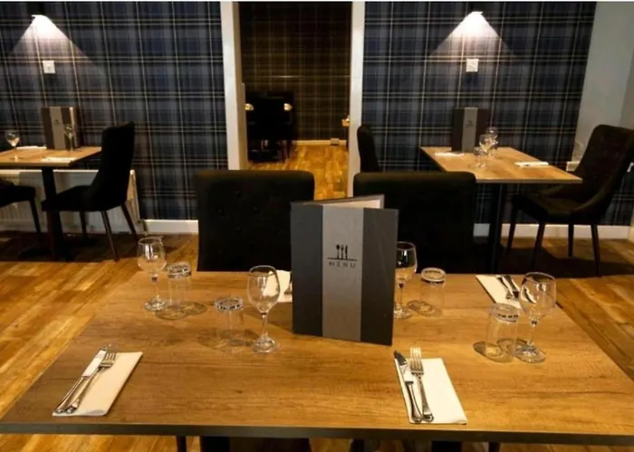 Westend Hotel & Bar