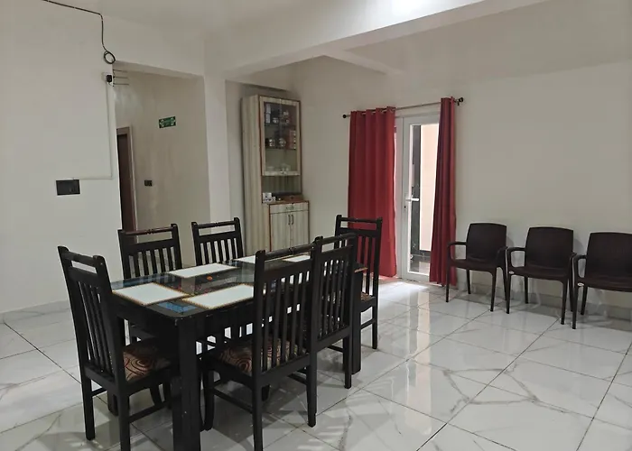 Hotel Nandaashish