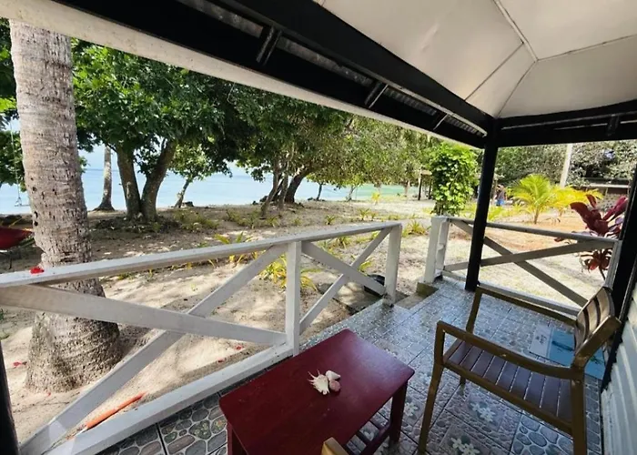 White Sandy Beach Resort