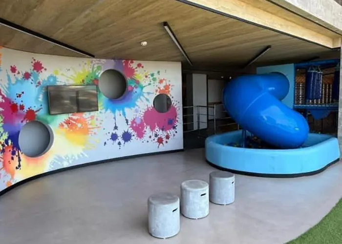 Apartamento De Alto Padrao Na Praia De Pajucara