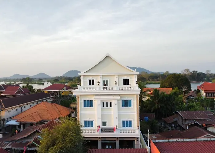 Skyview Hotel