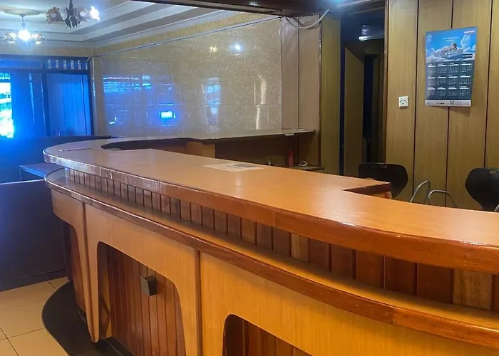Sirgoi Travellers Hotel