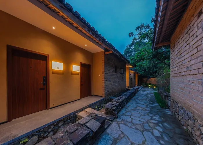 Yangshuo Qilu Ancient Village Hotel阳朔七庐古村落酒店
