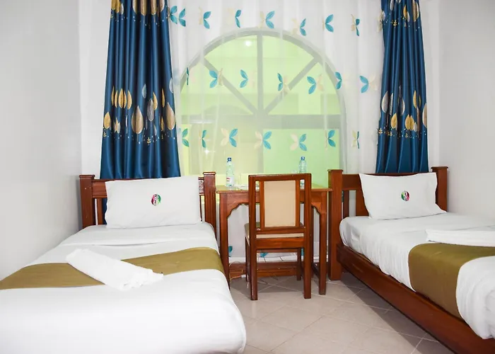 Comfy Inn Hotel