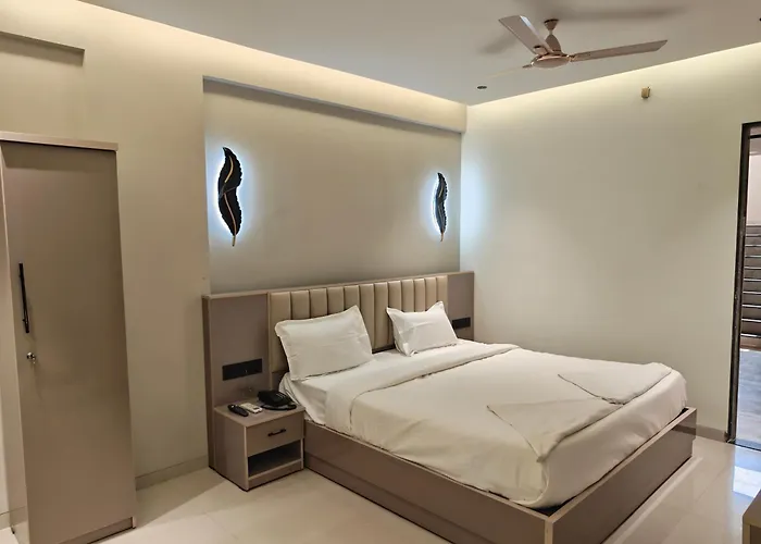 Hotel Gokul Inn & Banquet
