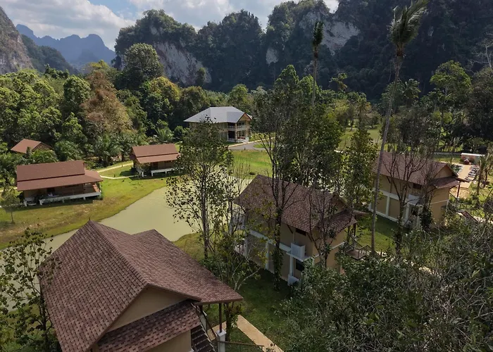 Lost Horizon Resort - Khao Sok