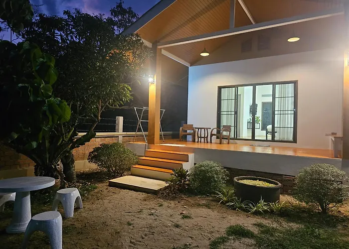 Khiri&Kiwi Homestay