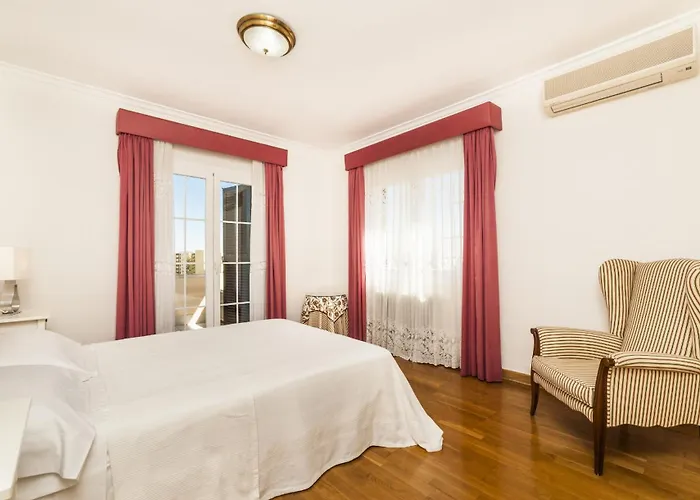 Villa Palmanova By Priority Villas