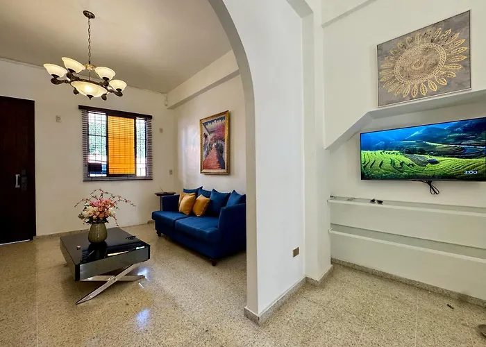 Colonial Home With Private Terrace And Jacuzzi
