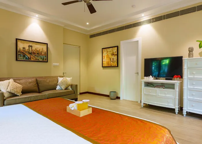 Ama Stays & Trails - Hermitage Villa, Kolkata