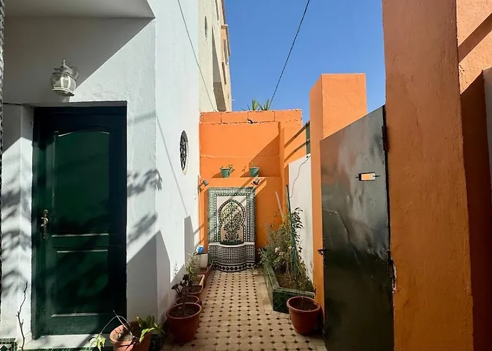 Elegant Riad Style Villa With A Traditional Moroccan Garden