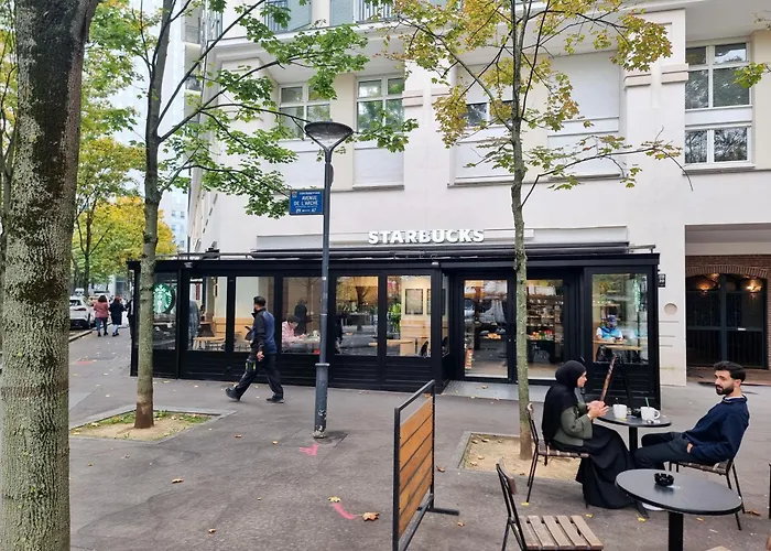 Paris Arena Malls Elevator