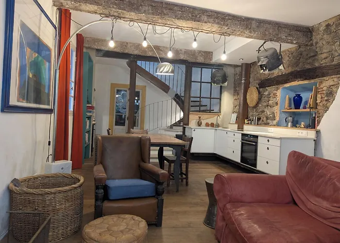 The Artist'S House