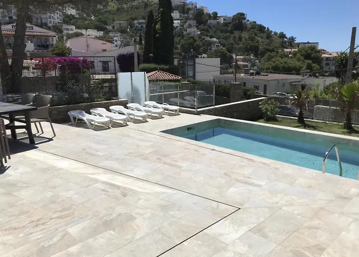 Preciosa Casa Roses Con Piscina Cerca Playa Av 90
