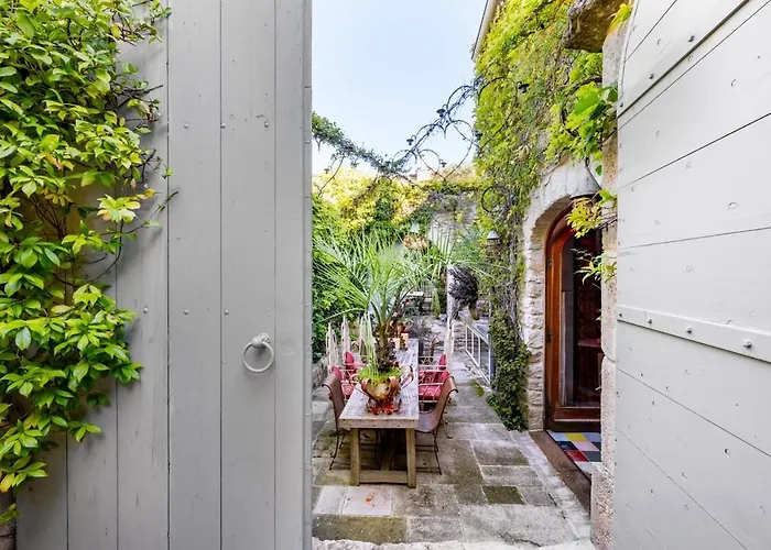 Romantic Provence Pool & Mill View