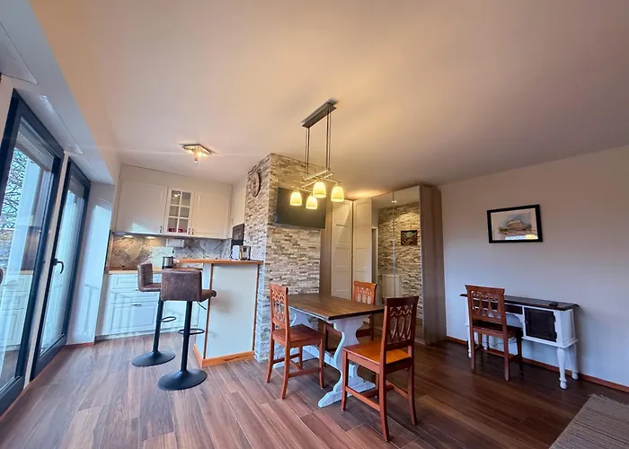 Einliegerwohnung In Einer Traumvilla