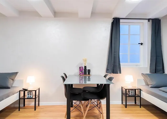 Alfa Stuttgart 2Z-Apartment 4 Betten Smarttv Wlan Nahe Wasen Daimler L Bad & Kueche L 2Br 4 Beds Kitchen Bathroom