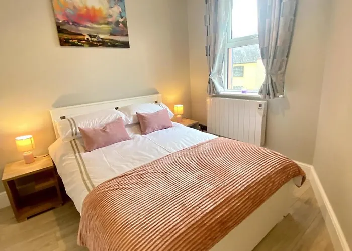 Elegant Penthouse Apartment In Kinsale Town Centre