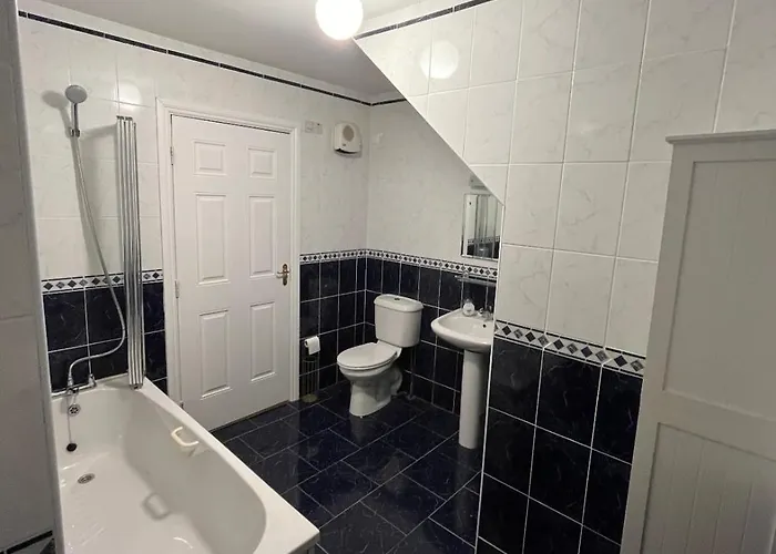 Large 3 Bed Duplex Apartment - Rhebogue Limerick