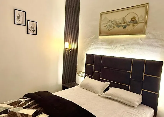 Sukoon Stays 2Bhk Near Chandigarh Airport
