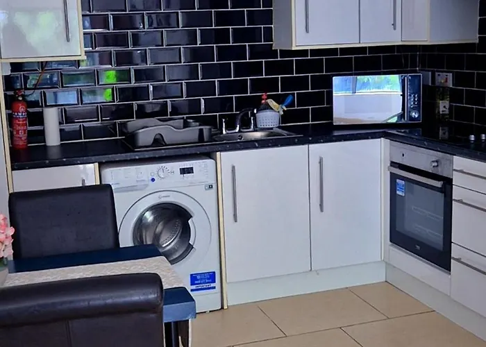 Entire 2Bed Apartment