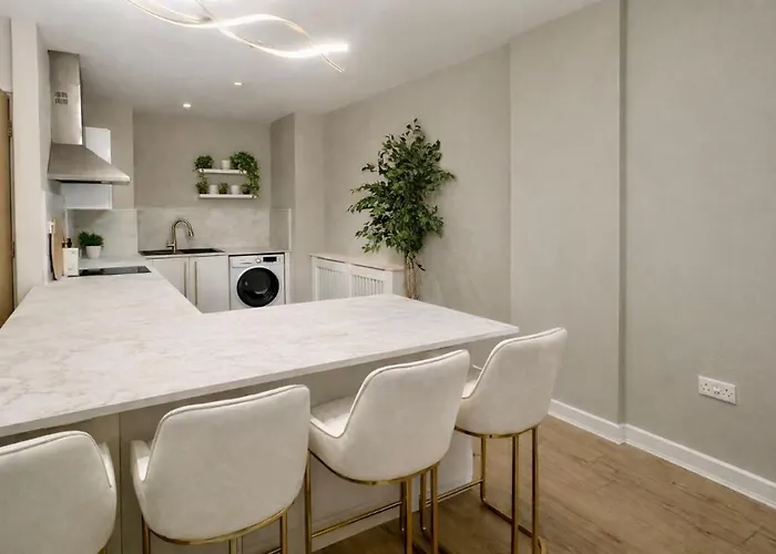 Astral Court Premium Accomodation