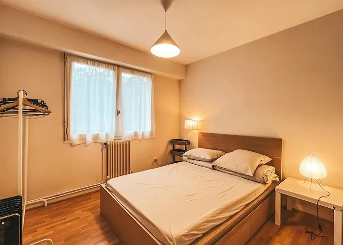 Cosy 60M Forest Home In Maisons-Laffitte, 20Mins To Paris, Ideal For Family Of 4