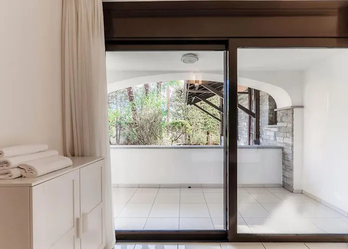 Florida Ascona Rooms By Quokka 360 - Between The Lake And The City
