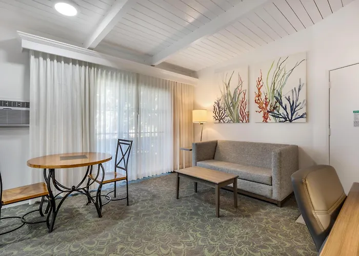 Best Western Plus Santa Barbara