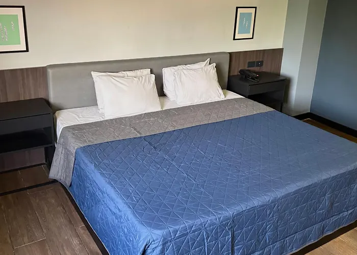 Hotel Le-Gar