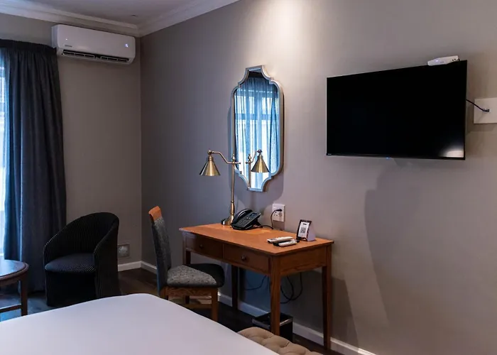 Premier Express Inn George