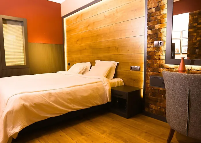 Esin Hotel