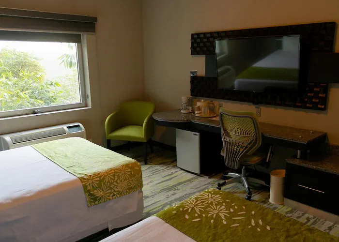 Hotel Mirra San Luis