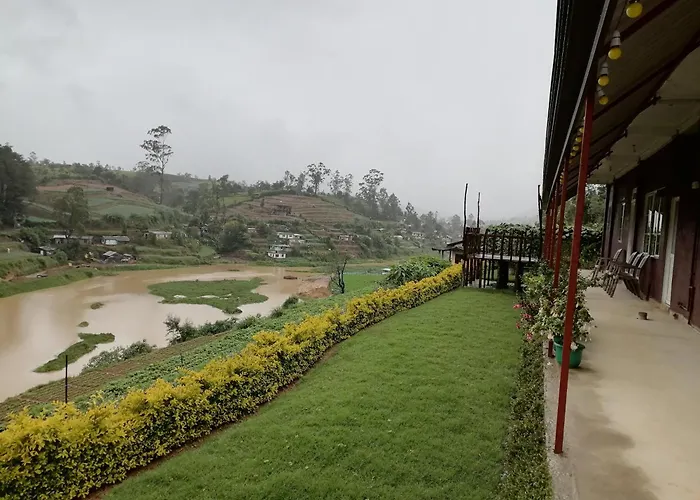 Keshiya Holiday Home