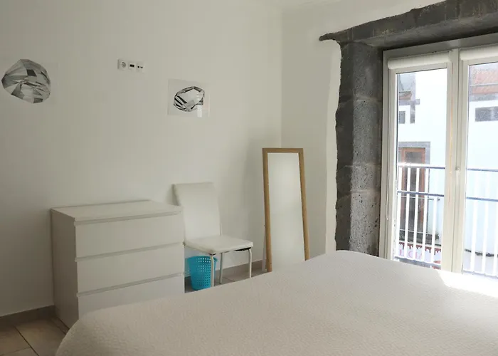 Faial Marina Apartments 2