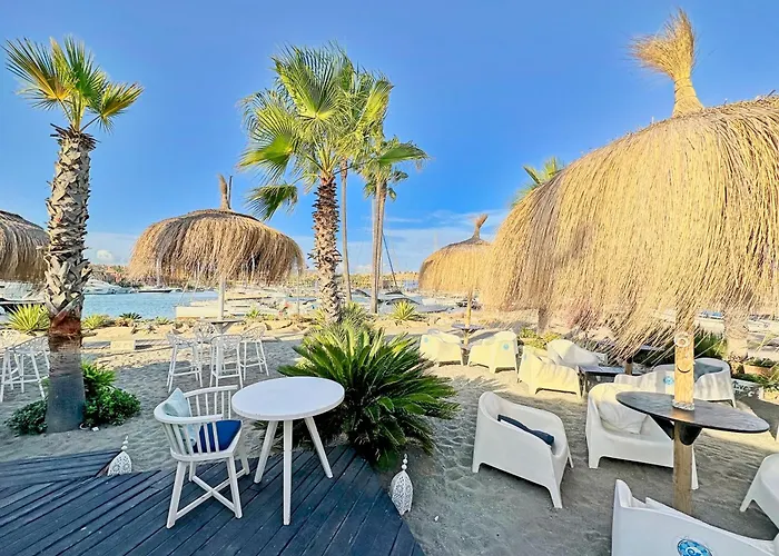 Blue Ark, Villa Vue Mer Avec Piscine, Ideale En Famille Face A Gibraltar