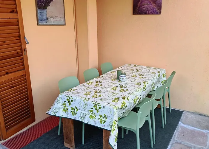 La Buganvilla