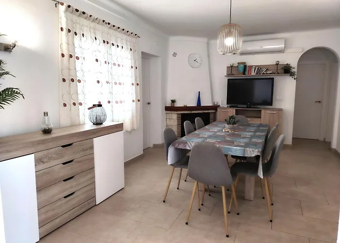 Villa Om, Piscina Privada, Aire Acondicionado Free