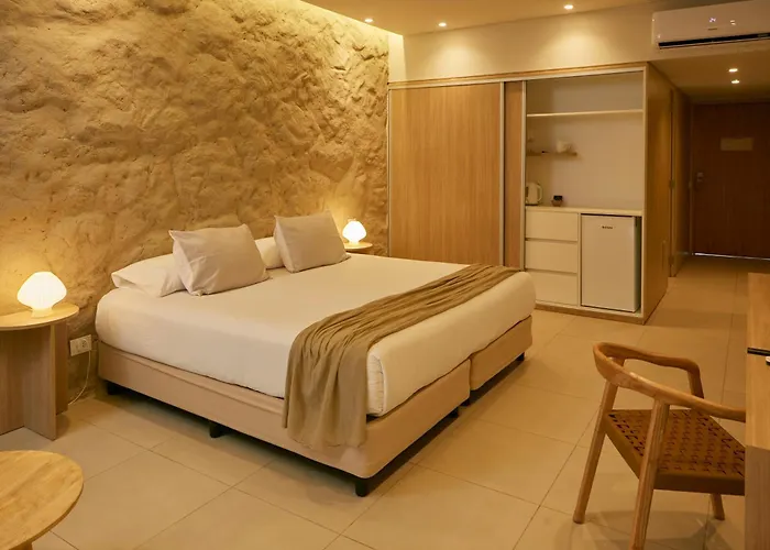 Howard Johnson Alcantara Boutique Hotel Chacras De Coria By Wyndham